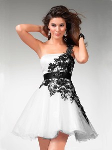 Short-Prom-Dresses-Black-And-White